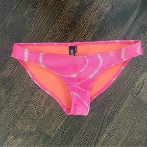 Triangl pink bikini bottoms xs